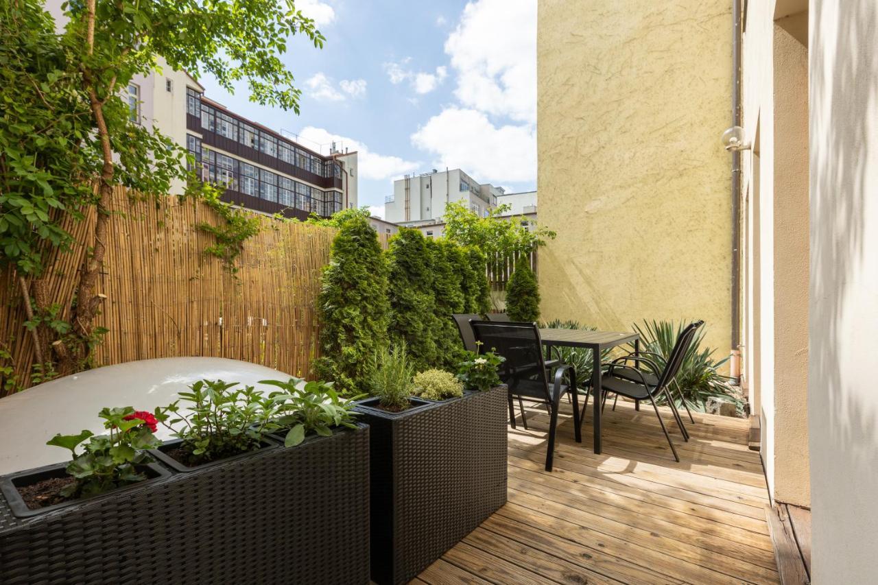פראג City Centre Garden Apartment With Parking מראה חיצוני תמונה